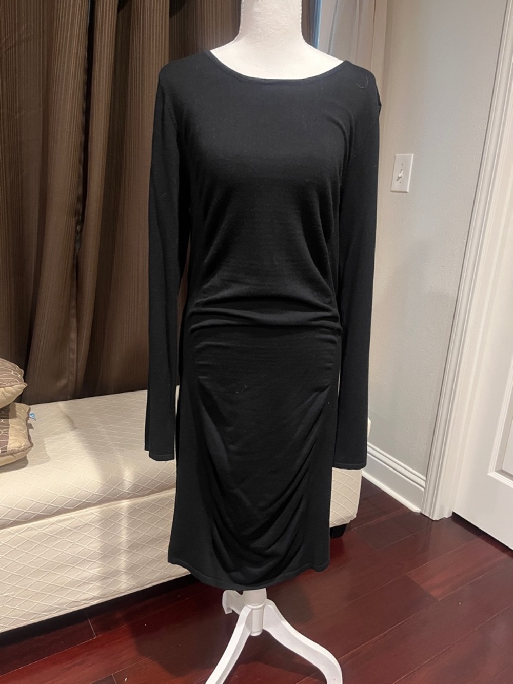 Express Black Long-Sleeve Ruched Front Dress